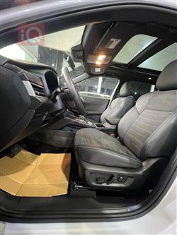 ميتسوبيشي اوتلاندر